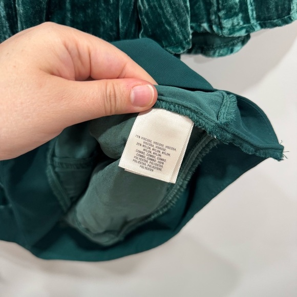 Anthropologie Maeve Emegald Green Velvet Chiffon Mesh Back Flowy Top Blouse M - Picture 4 of 5